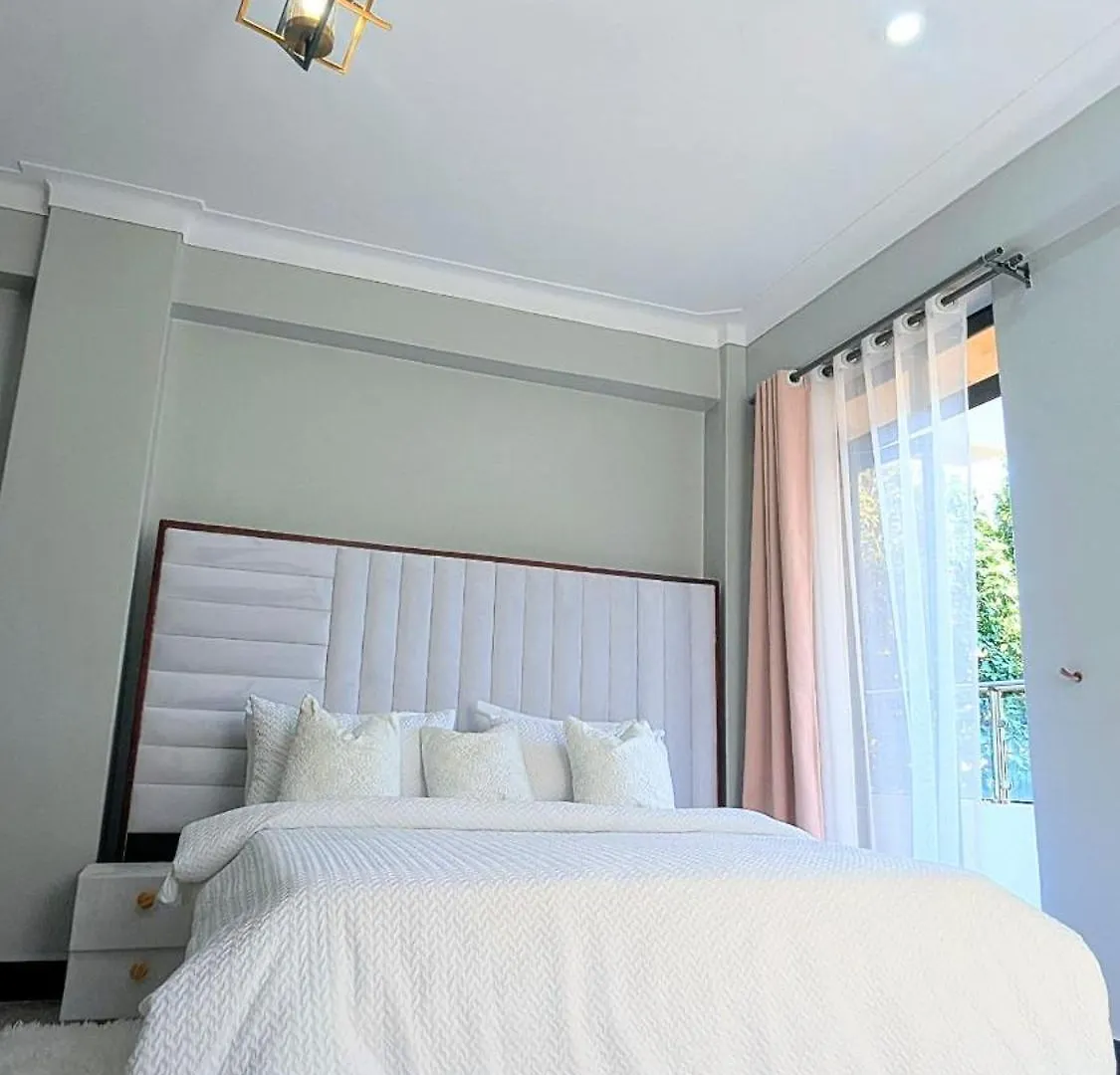 Διαμέρισμα Cozy 1Br Apt In The Centre Of Bukoto With Elevator And Standby Generator Καμπάλα